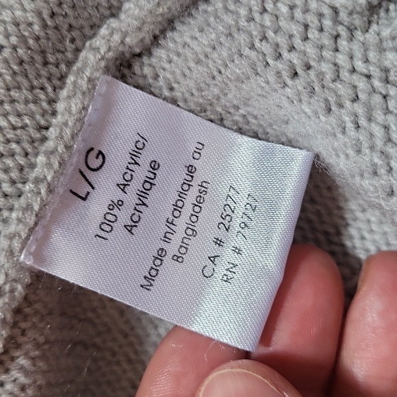 FIORUCCI sweater size large - Picture 6 of 7